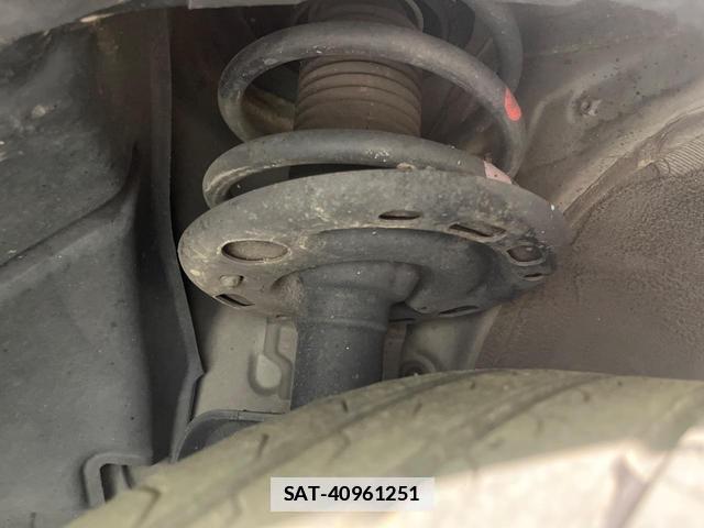Nissan ELGRAND 2015-06 7798474-19