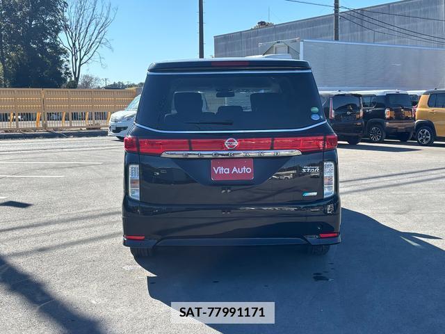 Nissan ELGRAND 2013-05 7798518-10