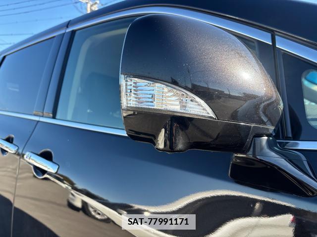 Nissan ELGRAND 2013-05 7798518-14