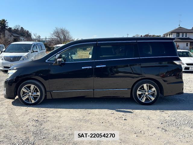 Nissan ELGRAND 2013-09 7798521-17
