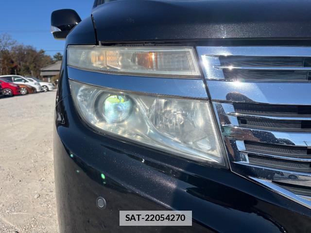Nissan ELGRAND 2013-09 7798521-6