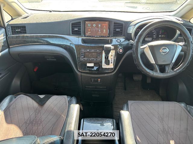 Nissan ELGRAND 2013-09 7798521-7