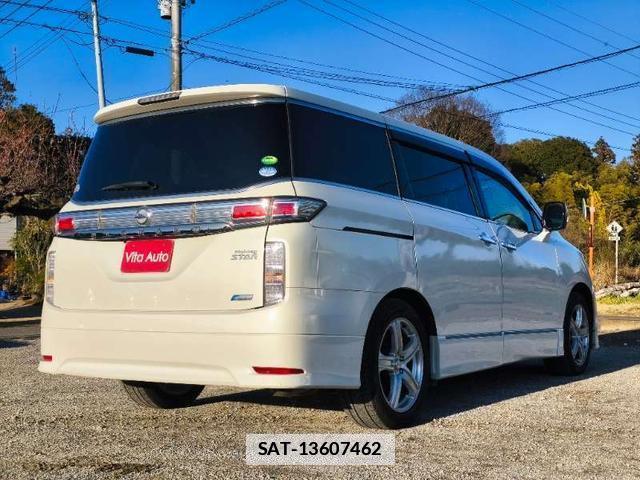 Nissan ELGRAND 2013-04 7798528-12