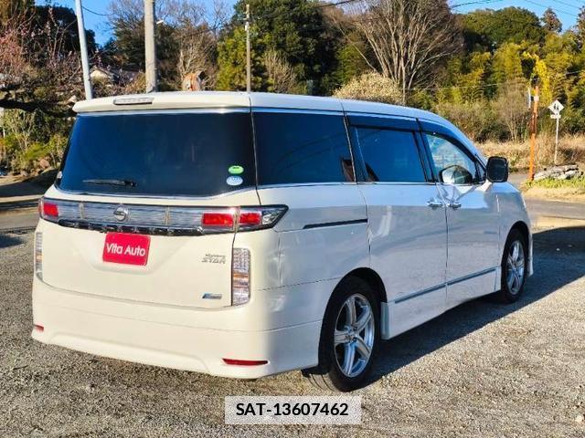 Nissan ELGRAND 2013-04 7798528-13