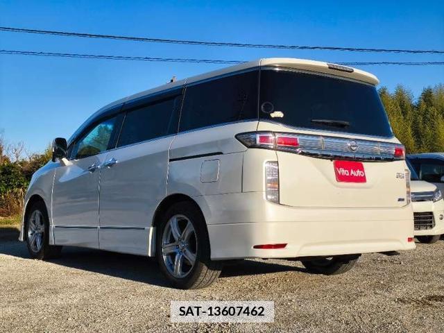 Nissan ELGRAND 2013-04 7798528-19
