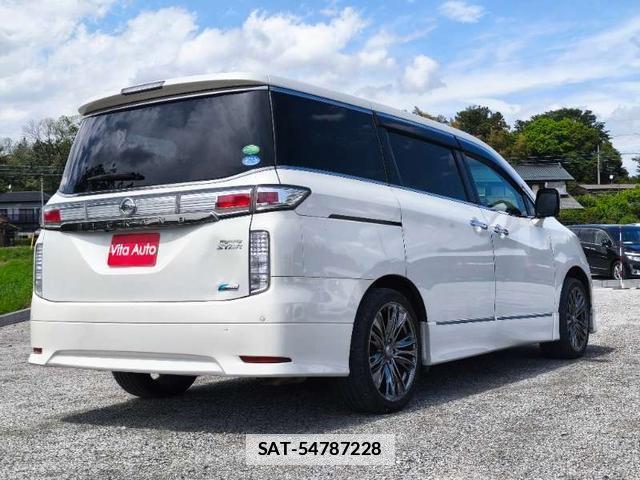 Nissan ELGRAND 2013-09 7798546-12