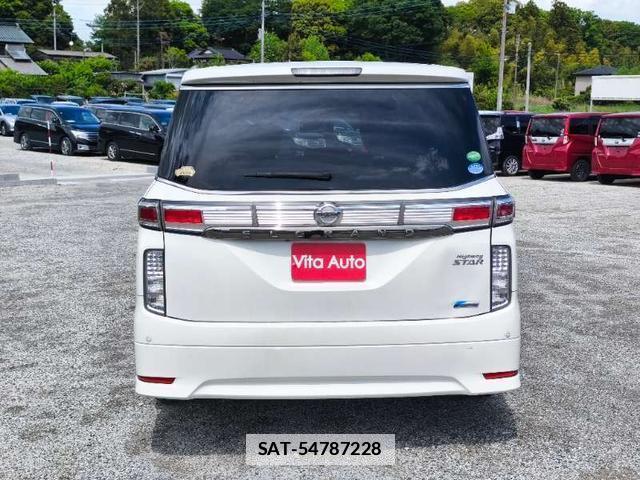 Nissan ELGRAND 2013-09 7798546-3