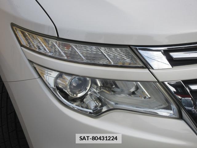 Nissan ELGRAND 2016-08 7802198-12