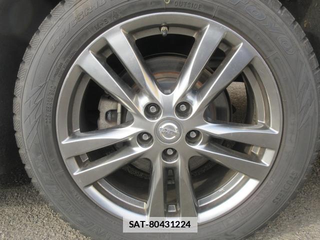 Nissan ELGRAND 2016-08 7802198-15