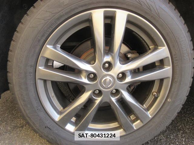Nissan ELGRAND 2016-08 7802198-16
