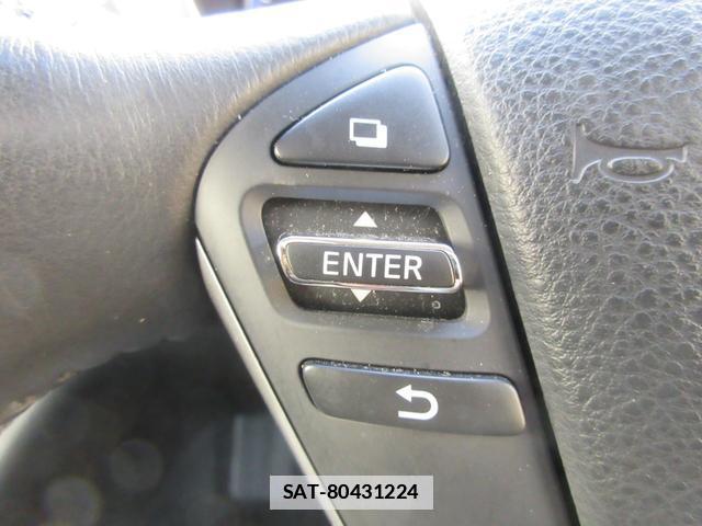 Nissan ELGRAND 2016-08 7802198-9
