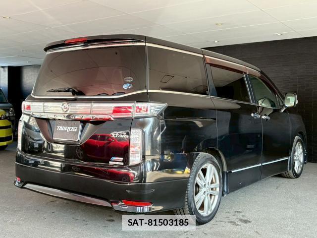 Nissan ELGRAND 2010-08 7802990-13