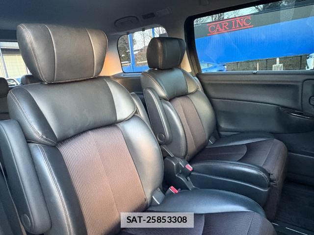 Nissan ELGRAND 2016-11 7803455-15
