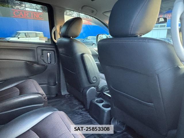 Nissan ELGRAND 2016-11 7803455-16