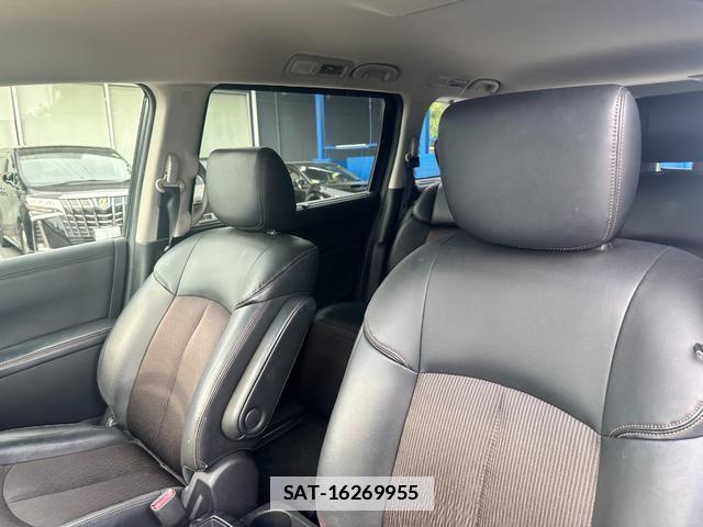 Nissan ELGRAND 2019-06 7803549-11