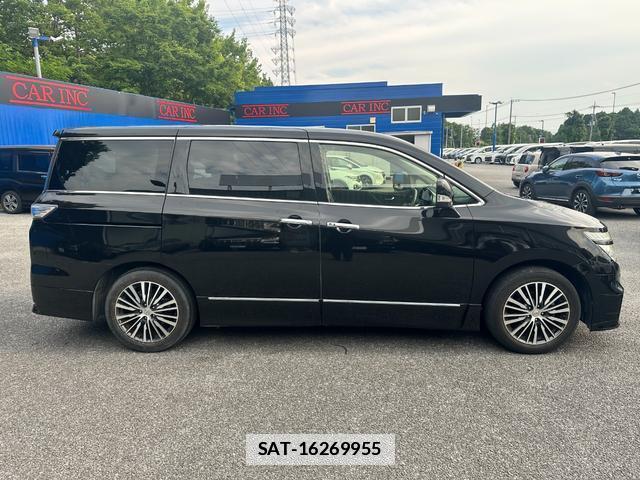 Nissan ELGRAND 2019-06 7803549-2