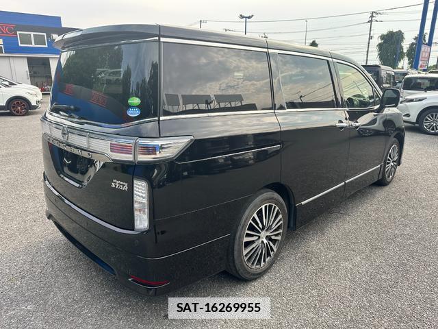 Nissan ELGRAND 2019-06 7803549-3
