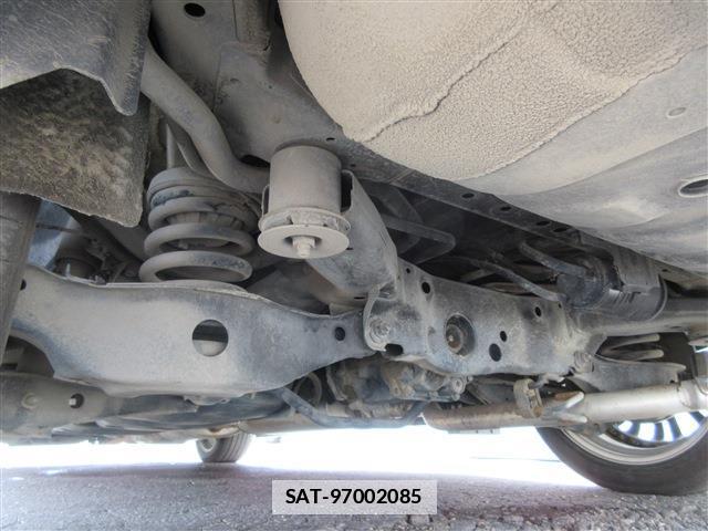 Nissan ELGRAND 2017-08 7804212-6
