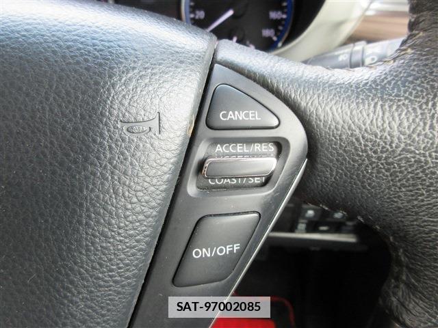 Nissan ELGRAND 2017-08 7804212-8