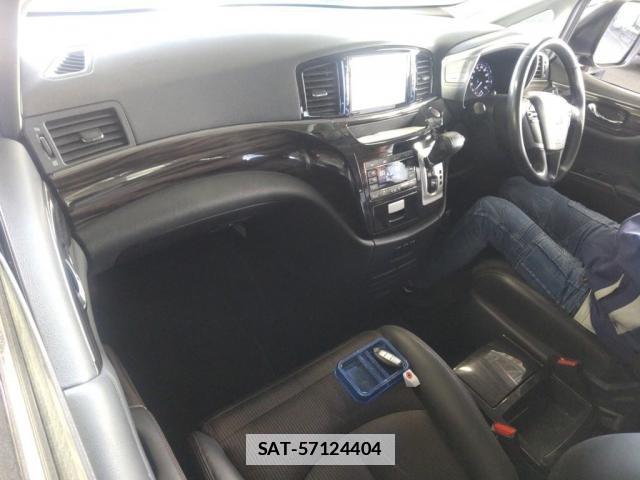 Nissan ELGRAND 2015 7805750-2