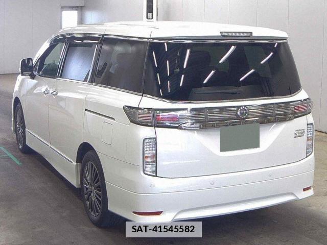Nissan ELGRAND 2019-08 7805799-1