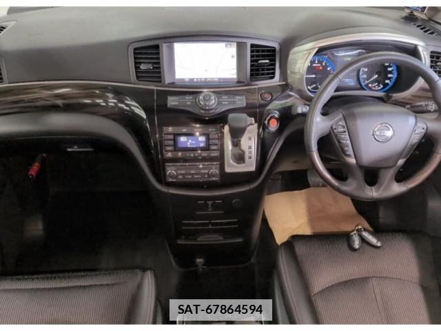 Nissan ELGRAND 2018-08 7807405-2