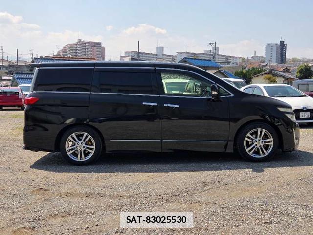 Nissan ELGRAND 2013-11 7808478-13