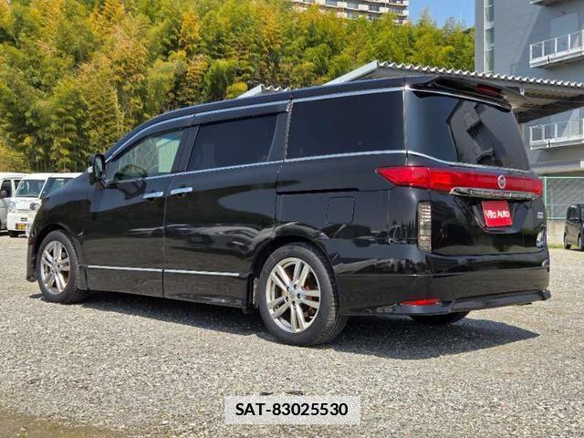 Nissan ELGRAND 2013-11 7808478-17