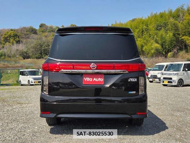 Nissan ELGRAND 2013-11 7808478-4