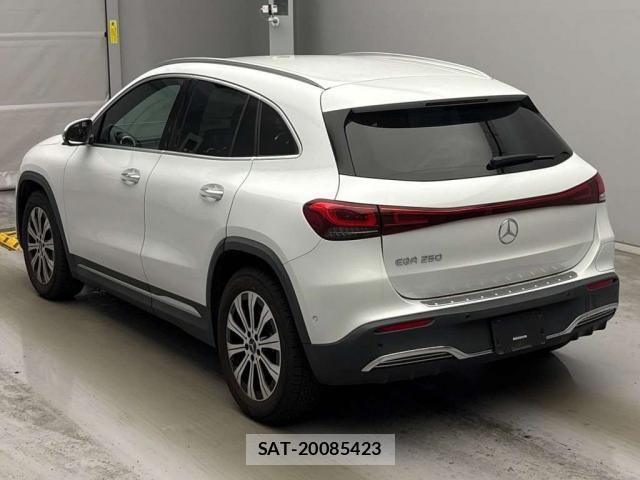Mercedes Benz EQA 2022-12 7811014-8