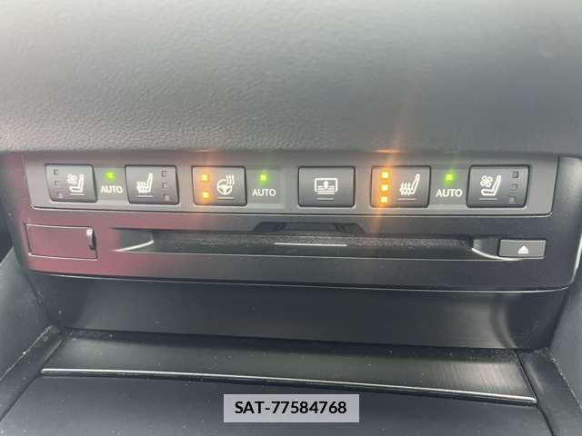 Lexus ES 2019-10 7793695-11