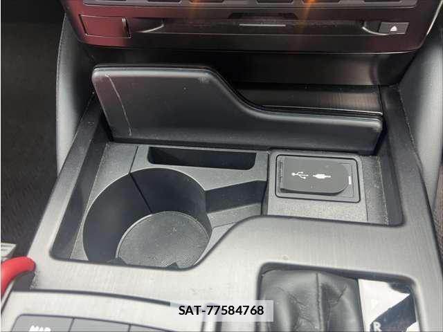 Lexus ES 2019-10 7793695-12