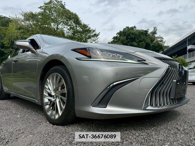 Lexus ES 2019-05 7794321-7