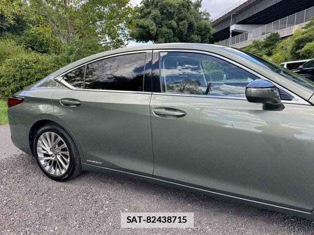 Lexus ES 2019-11 7794322-1