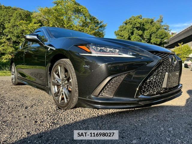 Lexus ES 2019-09 7794325-13