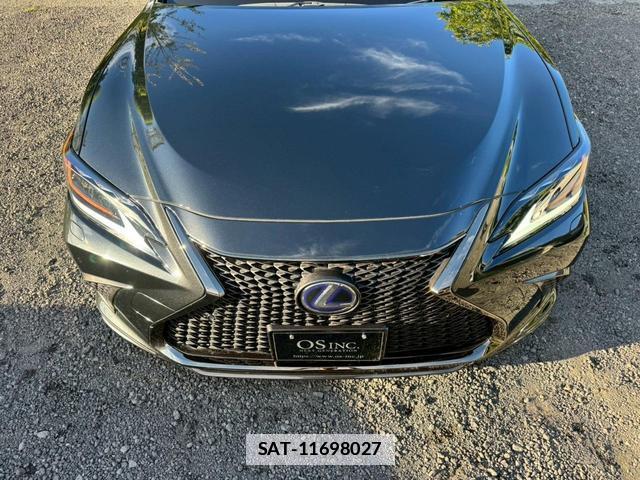 Lexus ES 2019-09 7794325-9