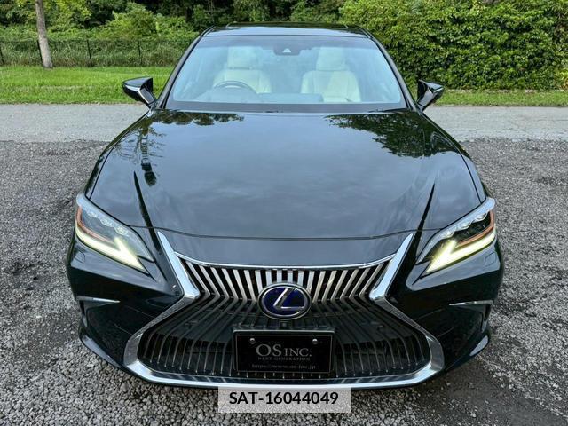 Lexus ES 2019-03 7794328-11