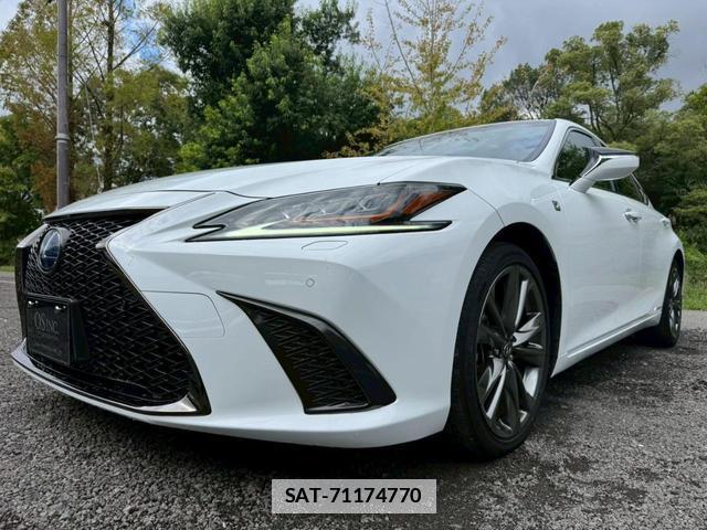 Lexus ES 2019-03 7794329-8