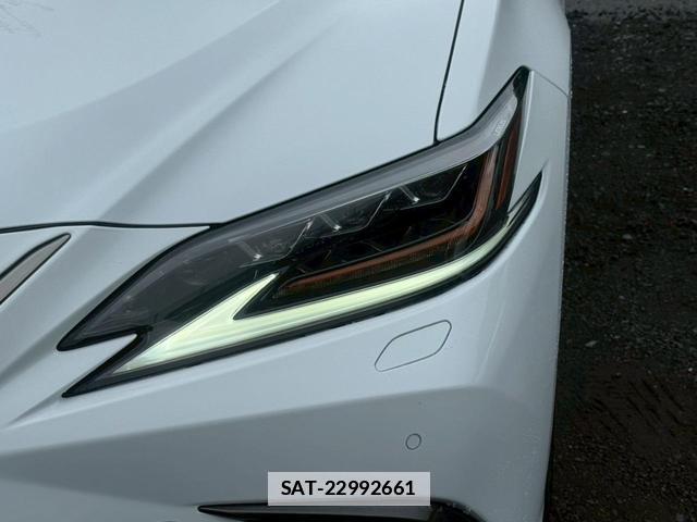 Lexus ES 2020-02 7794331-3
