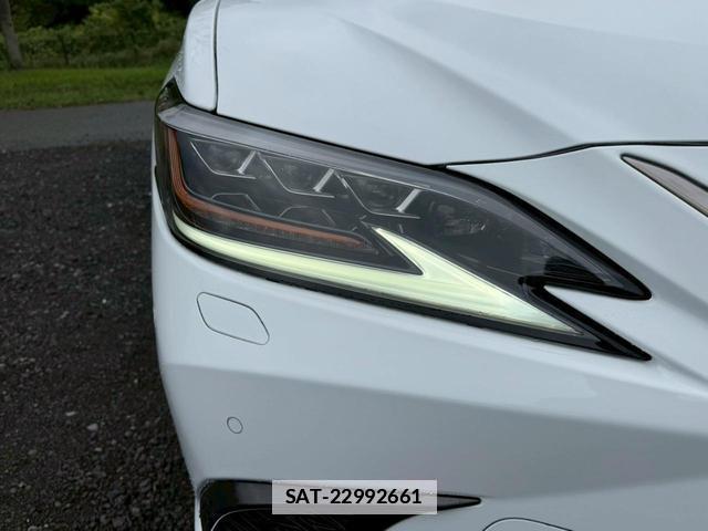 Lexus ES 2020-02 7794331-8