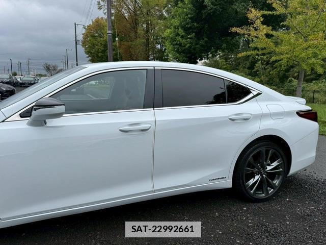Lexus ES 2020-02 7794331-9