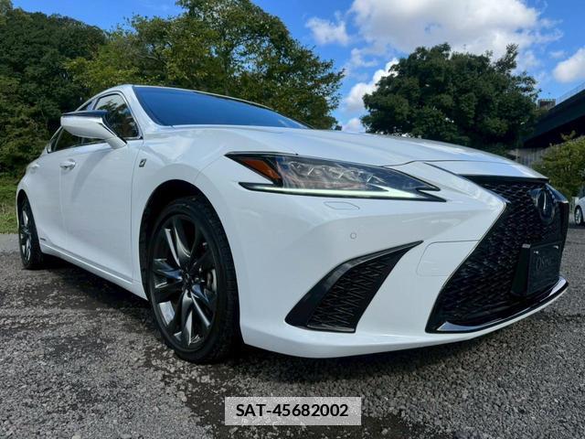 Lexus ES 2019-01 7794332-7