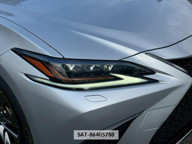 Lexus ES 2019-09 7794333-11