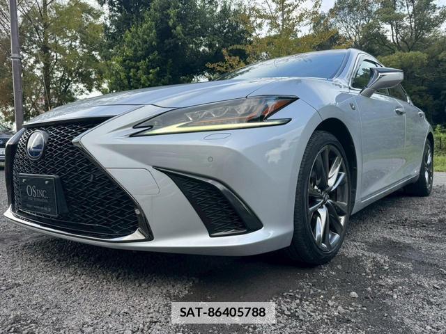 Lexus ES 2019-09 7794333-14