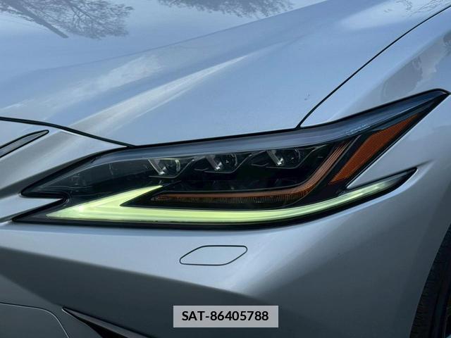 Lexus ES 2019-09 7794333-4