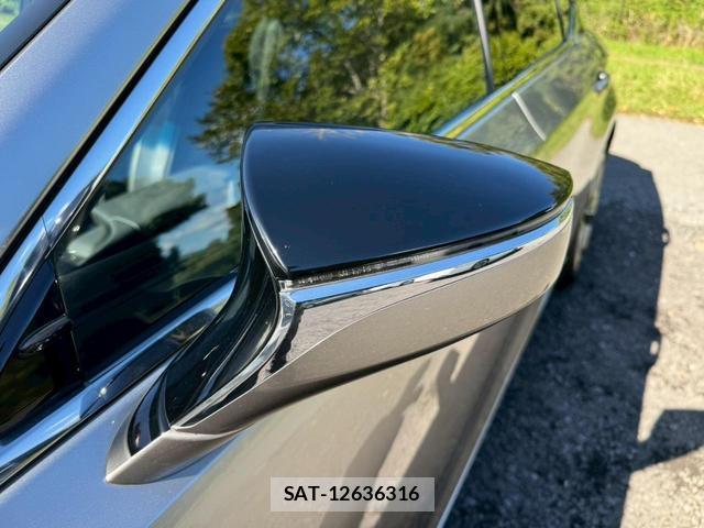 Lexus ES 2018-10 7794335-8