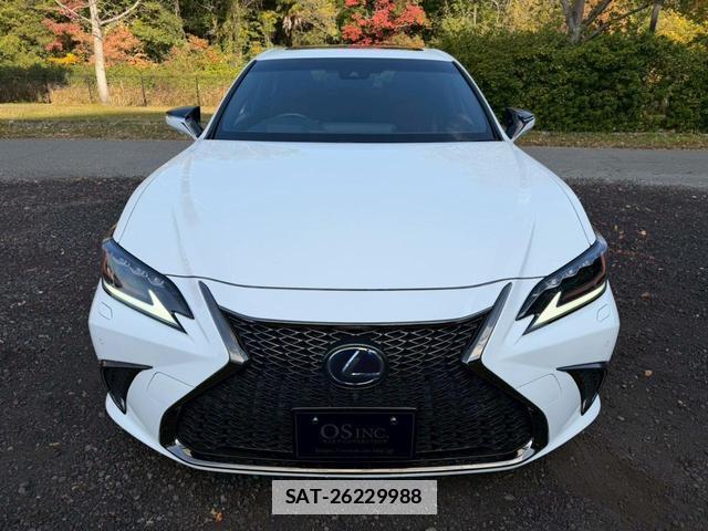 Lexus ES 2020-11 7794348-16