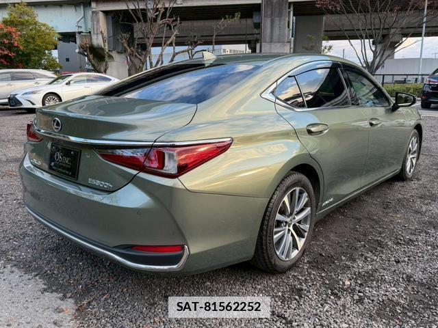 Lexus ES 2020-07 7794353-1