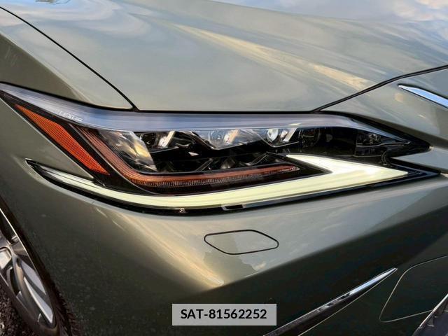 Lexus ES 2020-07 7794353-11