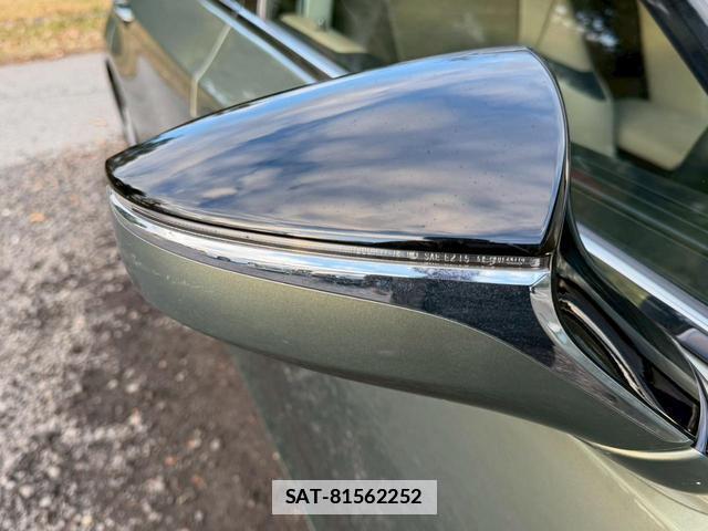 Lexus ES 2020-07 7794353-13